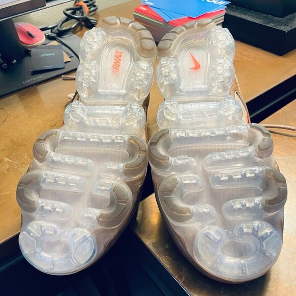 NEW NIKE Vapormax 97 Gold on Gold Womens 11 US 43 EUR Gold Bullet - Picture 7 of 11